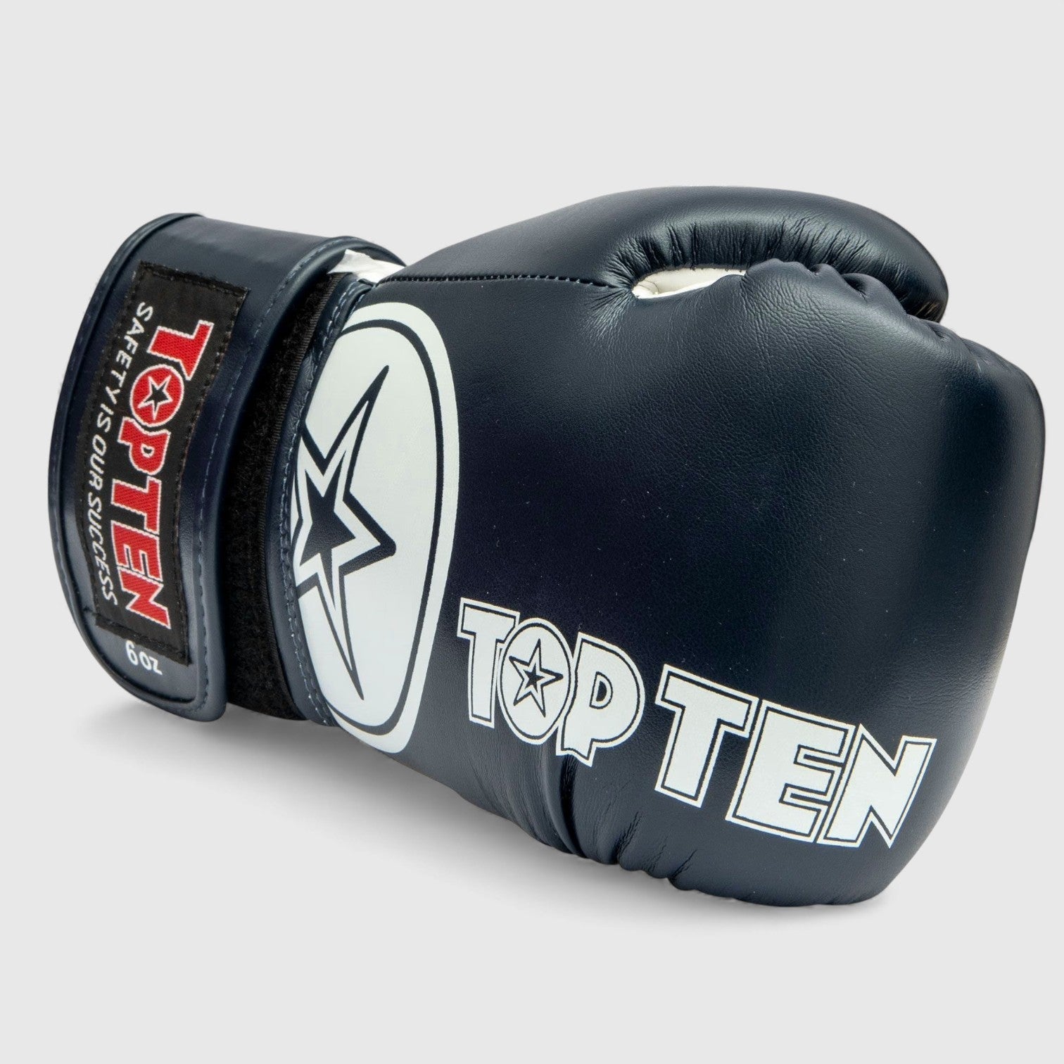 Kickboxing Utstyr: Den Komplette Guiden for Nybegynnere (2026) - Combat Store AS