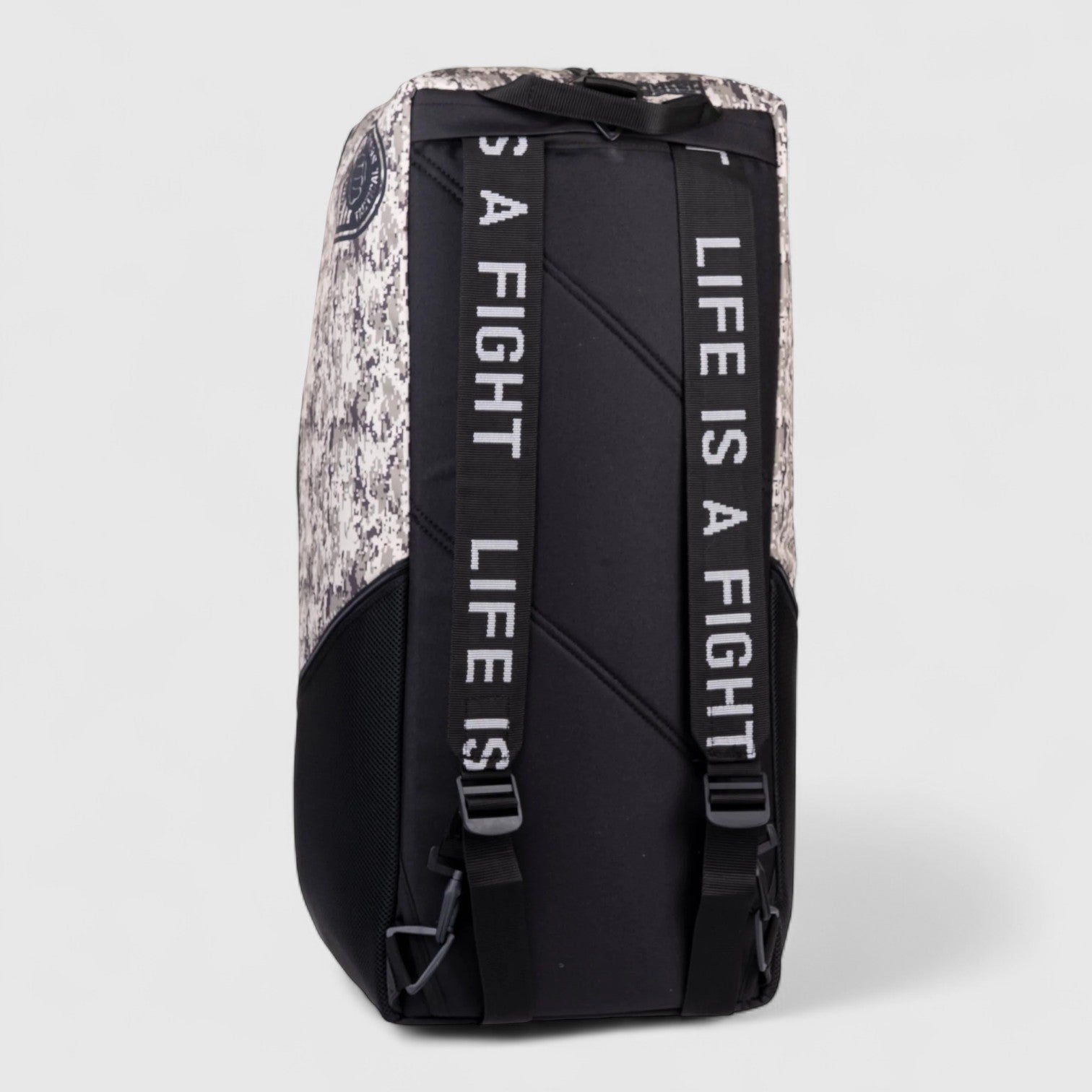 FIGHTER Sports Bag/Ryggsekk - Desert camo - CombatStore.no