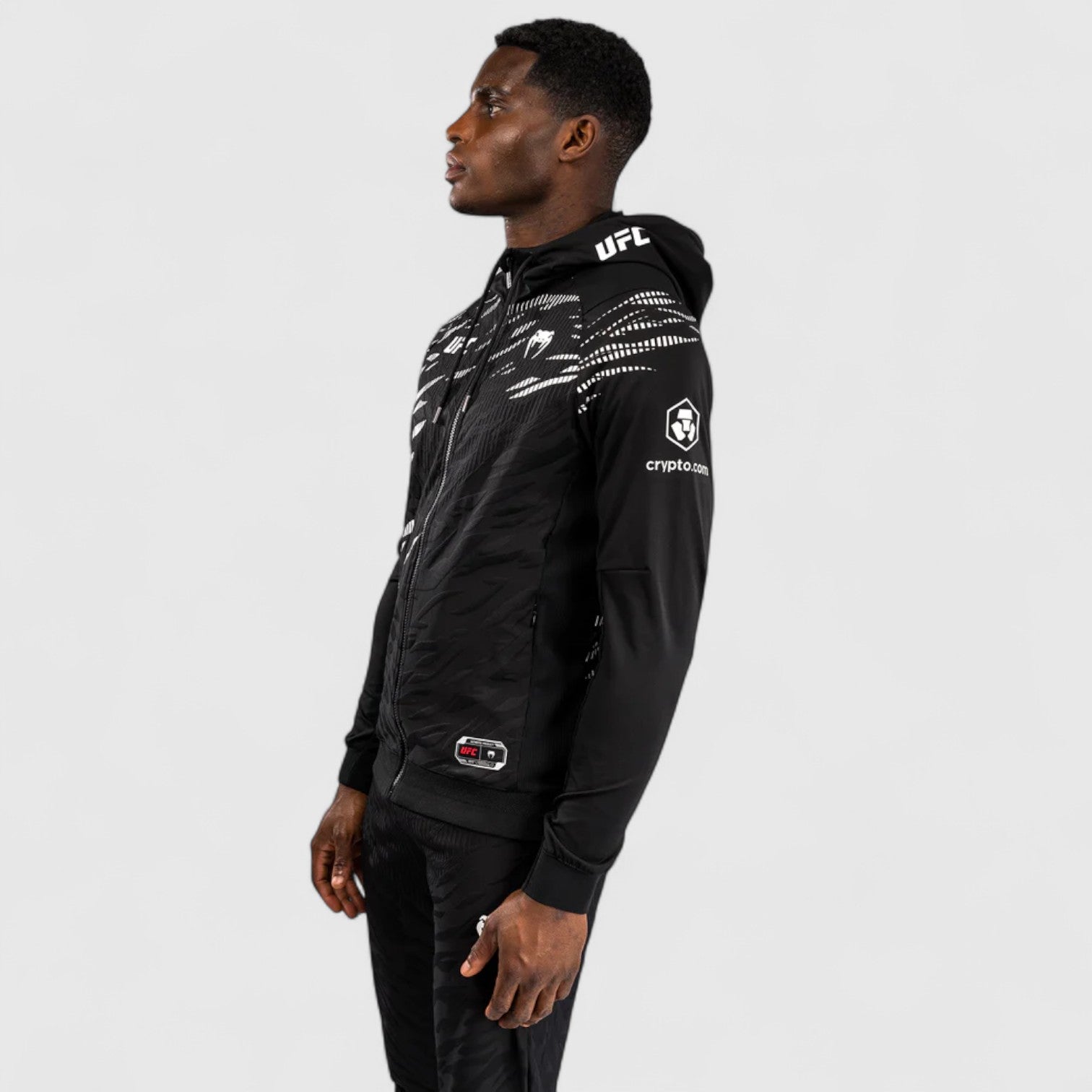 VENUM Fusion Autentisk Fight night hettejakke Svart og hvit - CombatStore.no