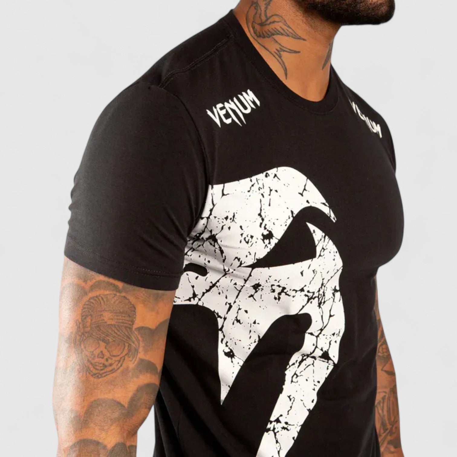 VENUM Giant T - Skjorte - Svart - CombatStore.no