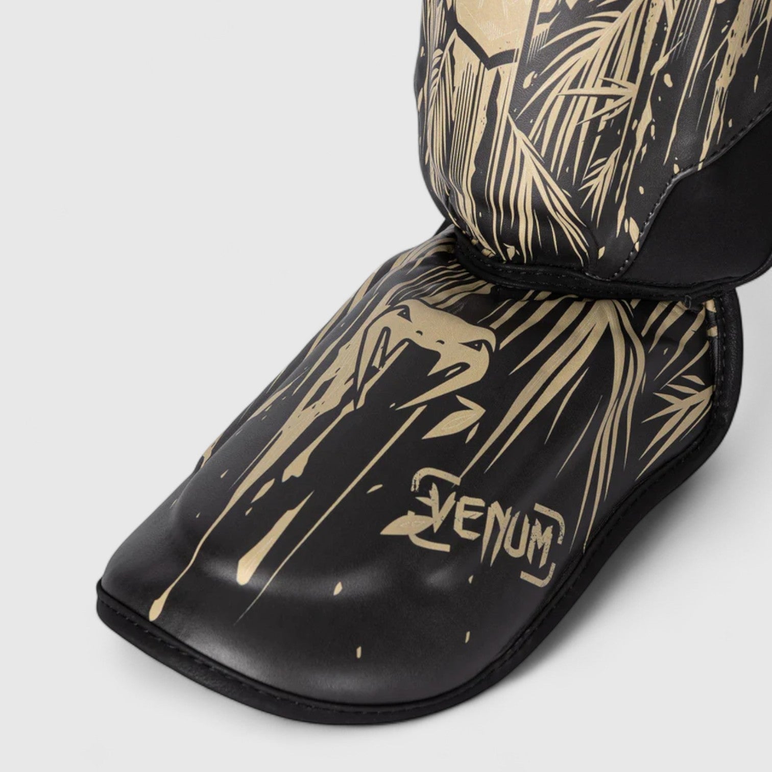VENUM TIGER legg og vristbeskytter - CombatStore.no