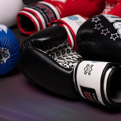 TOP TEN New Boksehansker Superfight 3000 - Svart - CombatStore.no