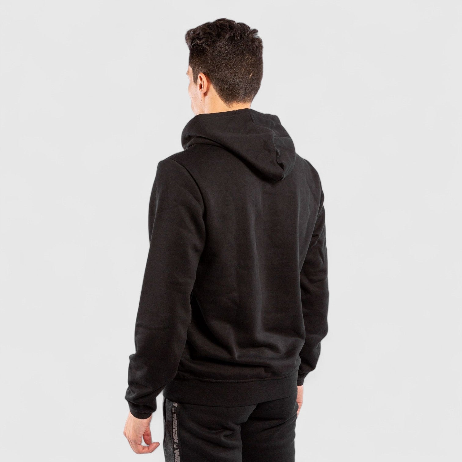 VENUM Classic Hettegenser - Svart/Svart - CombatStore.no