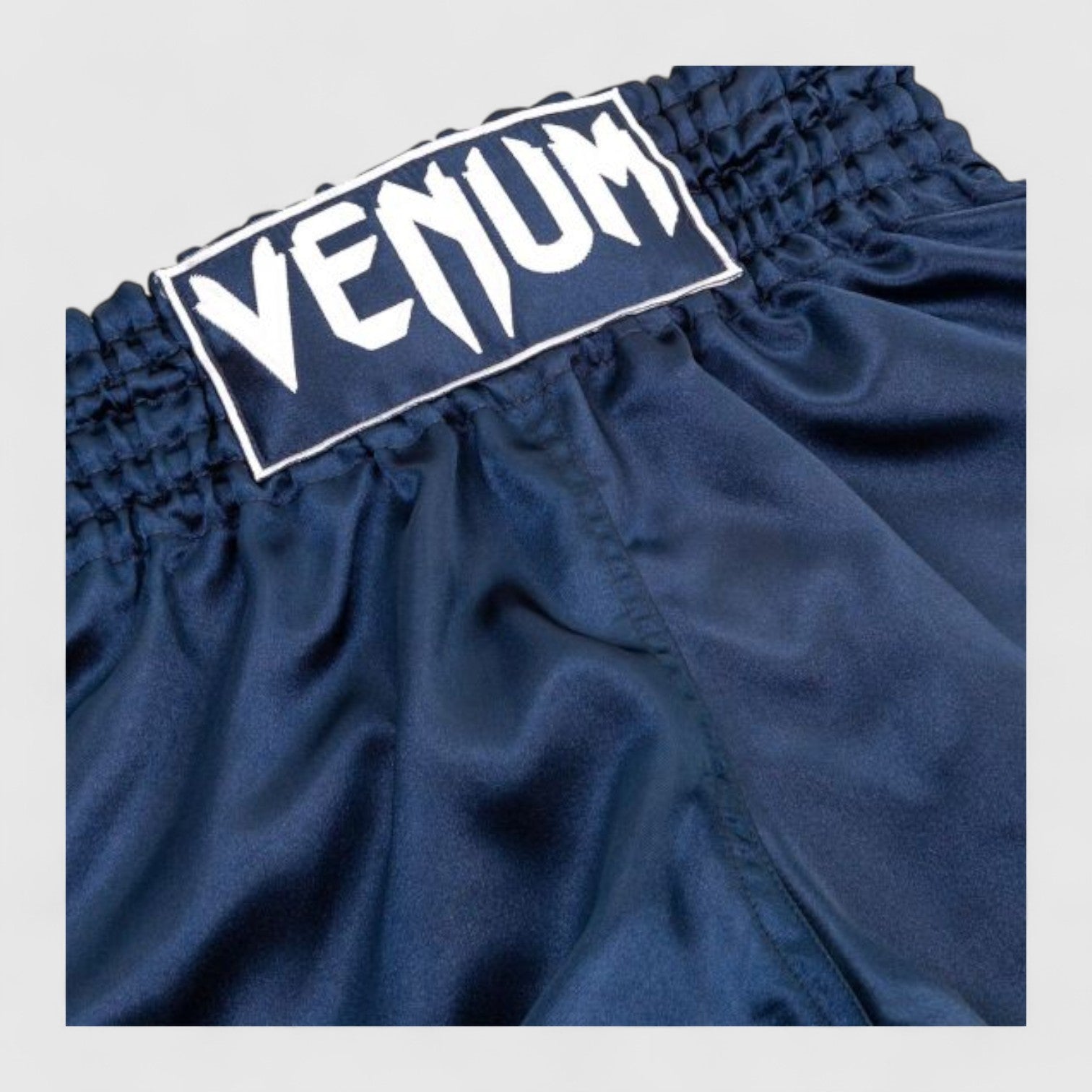 VENUM Classic Muay Thai shorts – klassiske shorts for trening og konkurranse - CombatStore.no