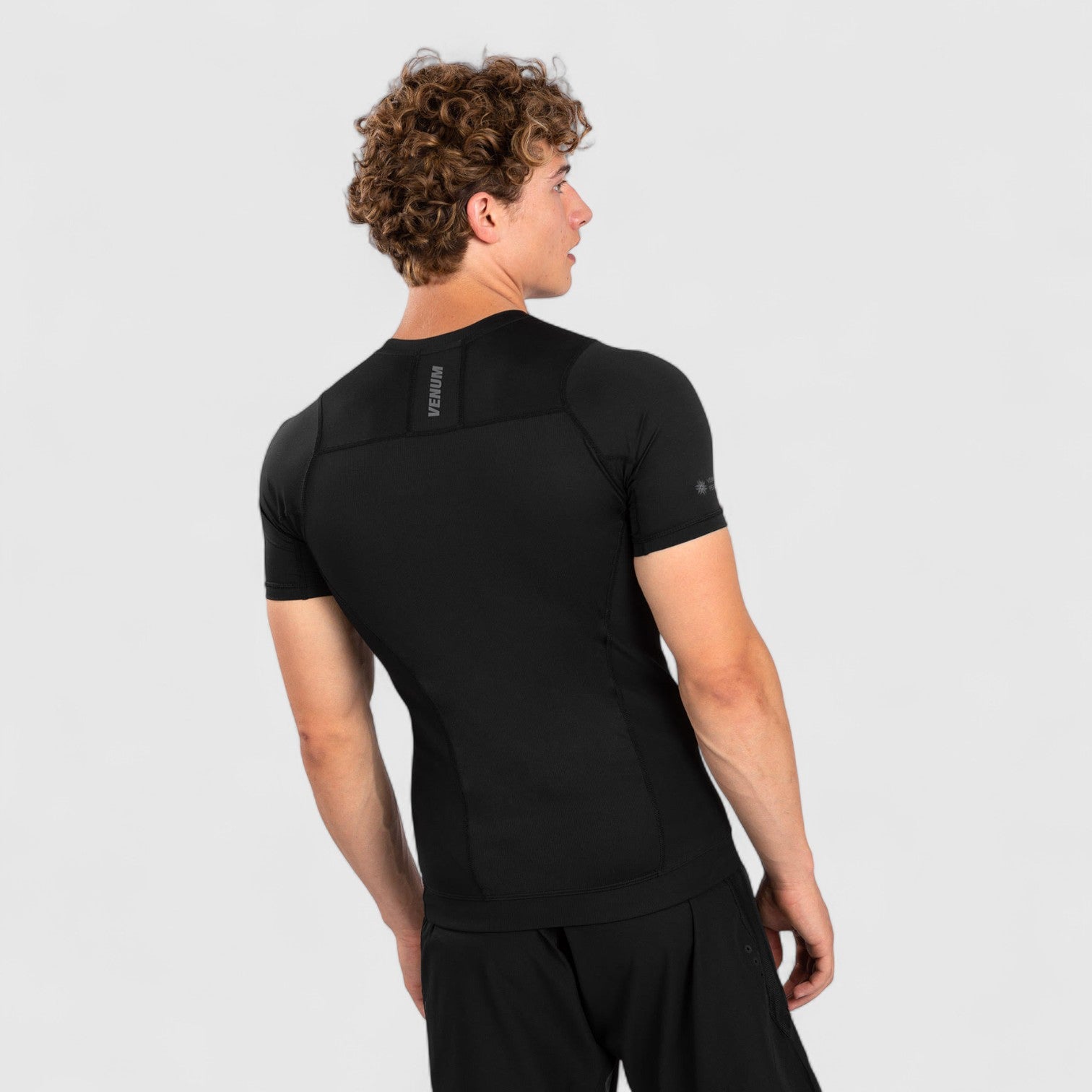 VENUM G - Fit Air Rashguard Kortermet - CombatStore.no