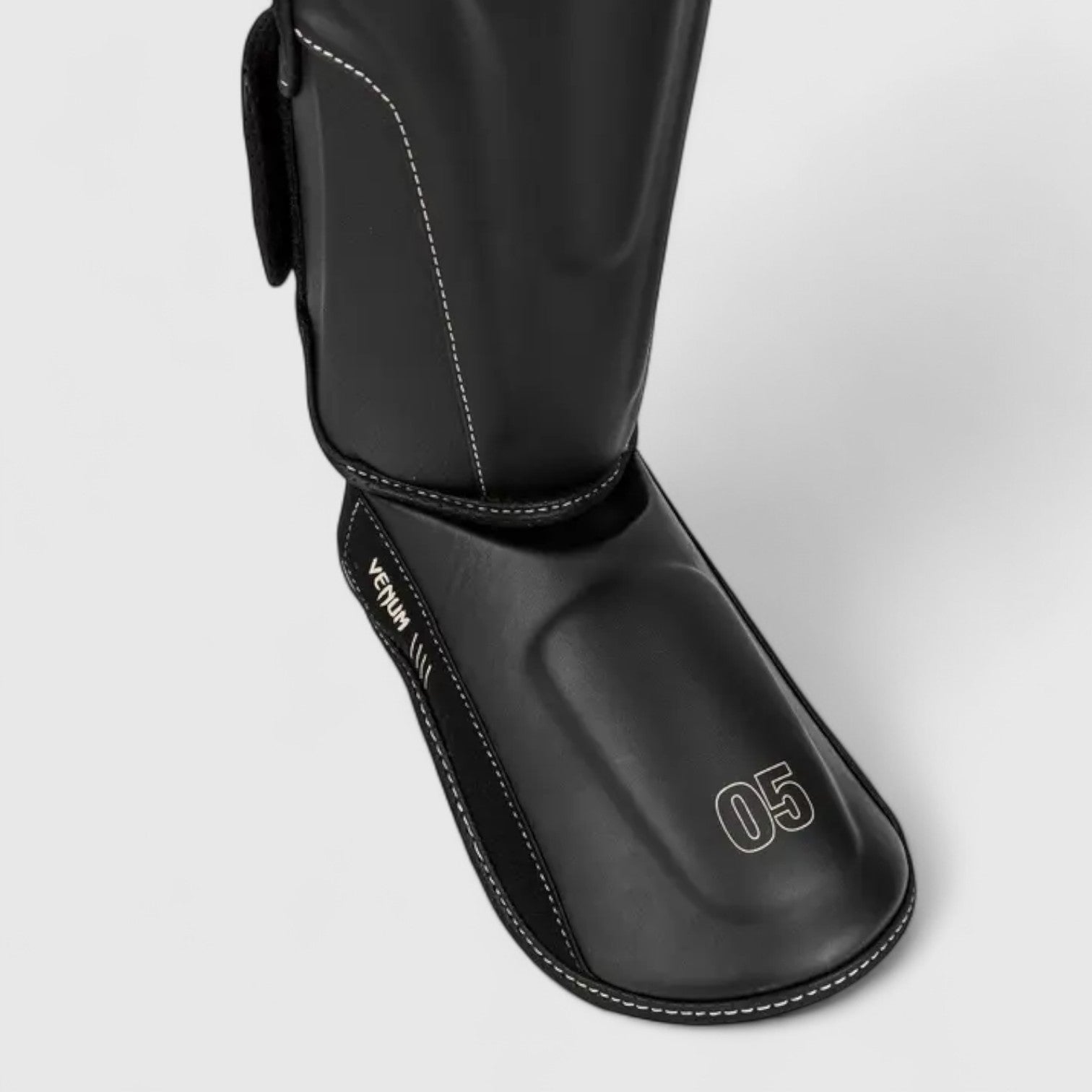 VENUM Impact EVO legg og vristbeskytter Svart - CombatStore.no