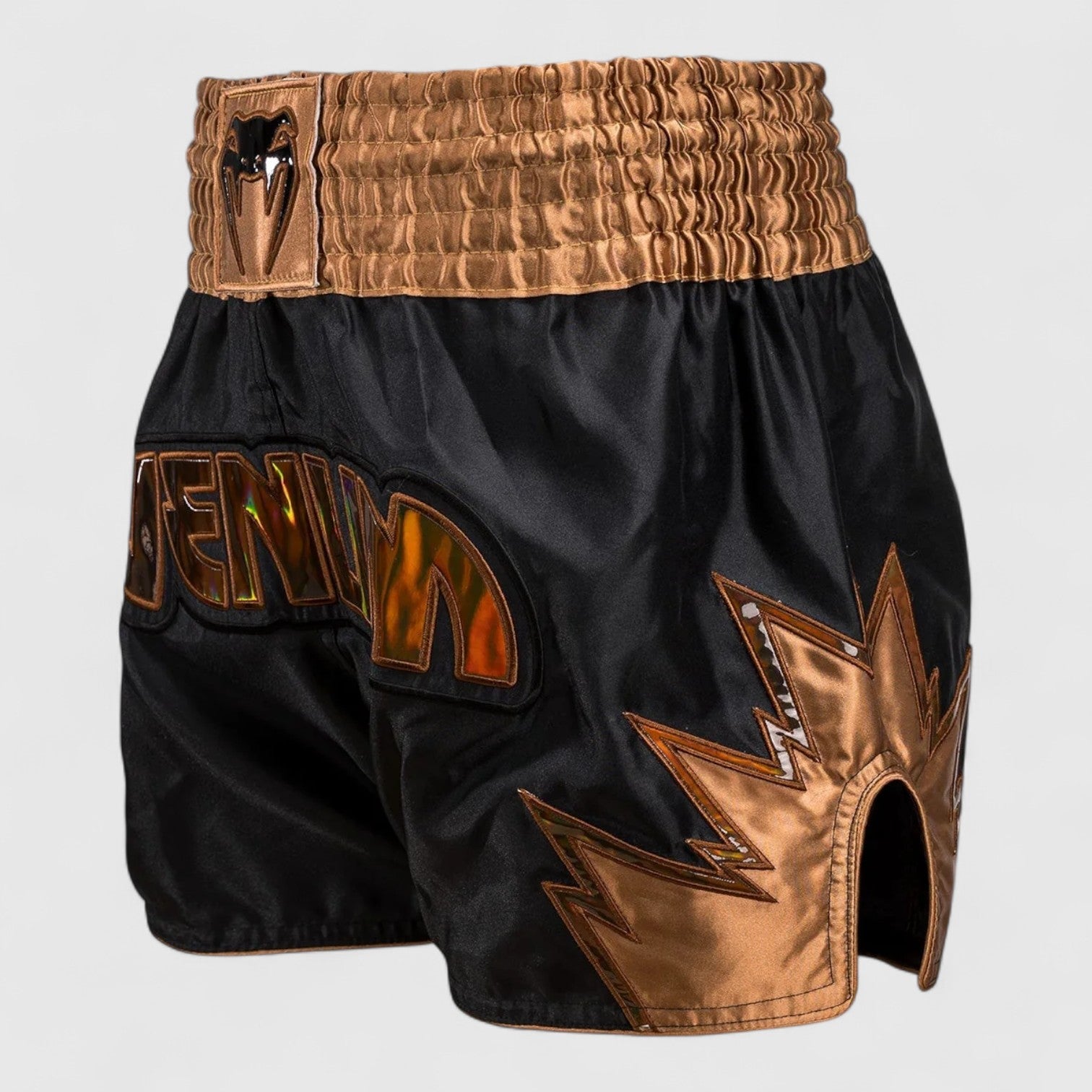 VENUM Inferno Muay Thai Shorts - CombatStore.no