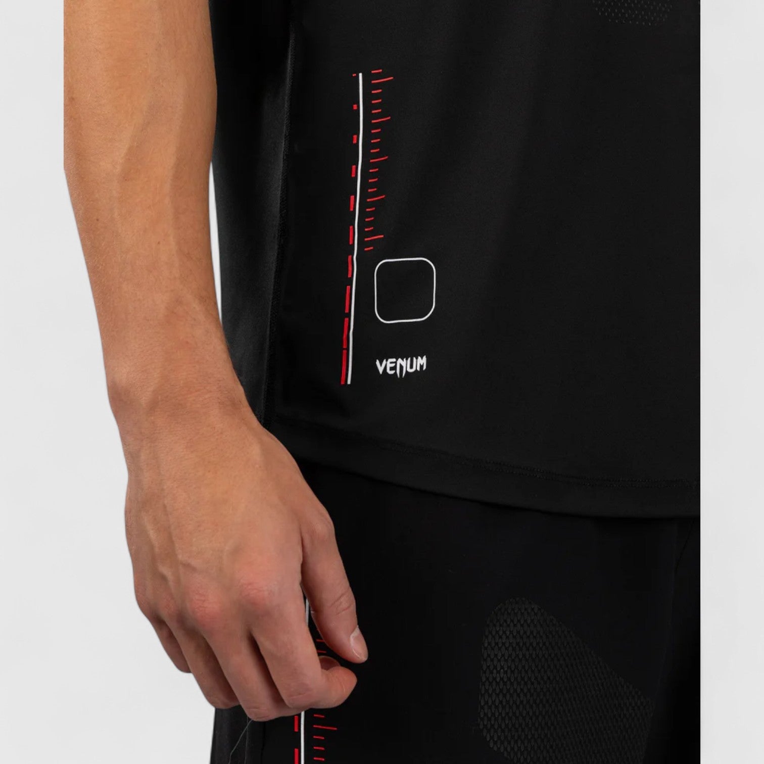 VENUM Tactical XT Dry - Tech Svart/Rød t - skjorte - CombatStore.no