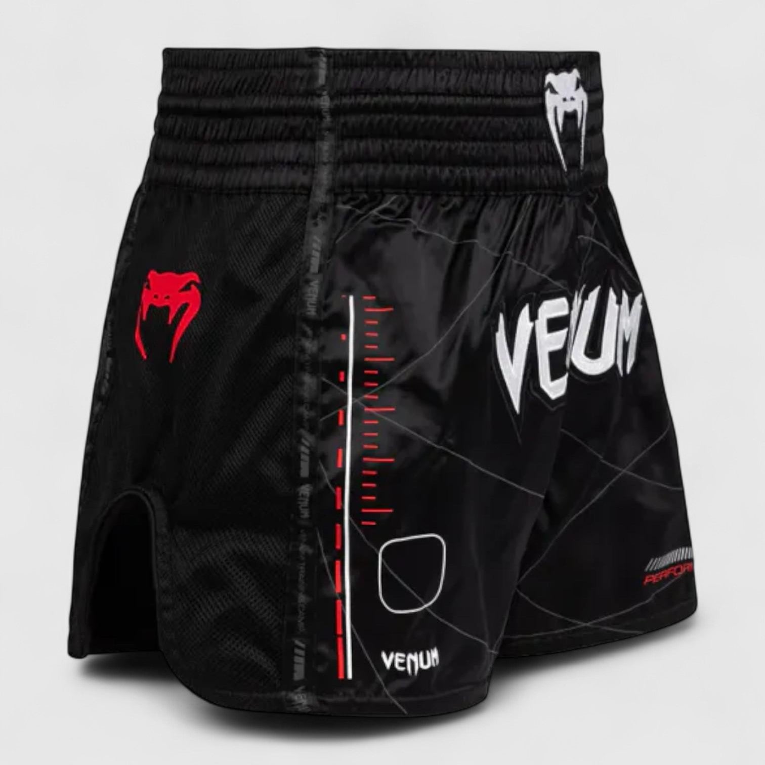 VENUM Tactical XT Muay Thai Shorts - Svart og Rød - CombatStore.no