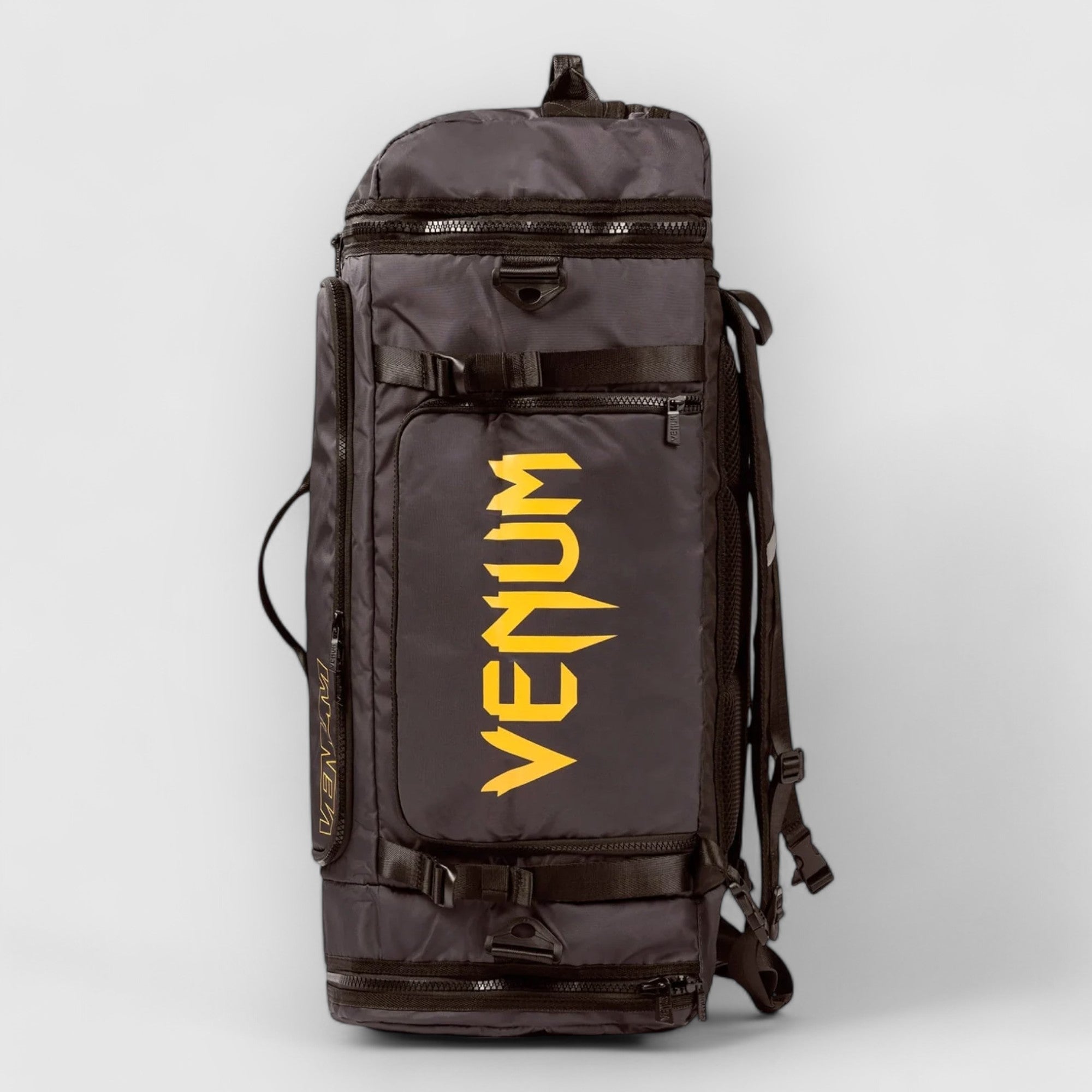 VENUM UFC Fusion Fight Week Bag Brun - CombatStore.no