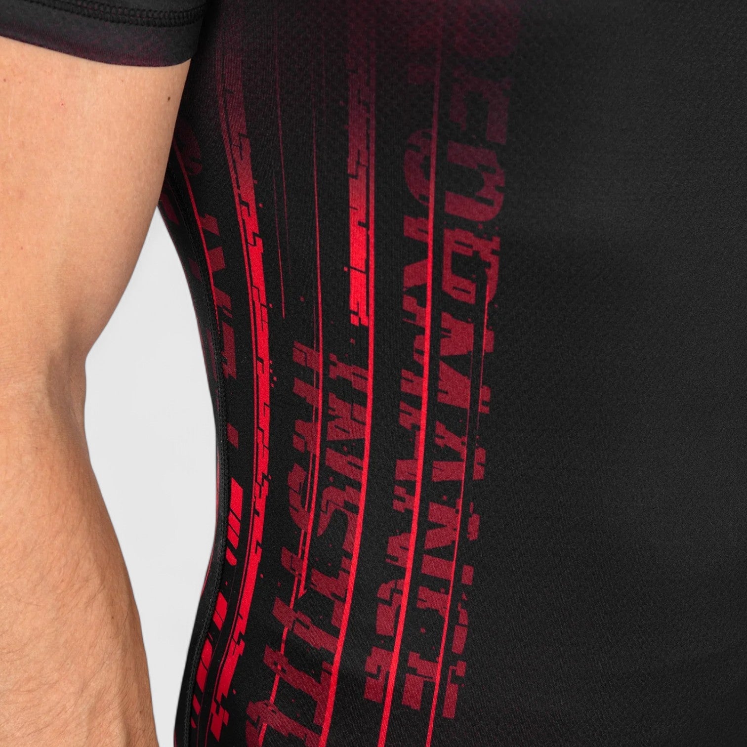 VENUM UFC Performance Institute 2.0 rashguard/kompresjonstrøye k - CombatStore.no